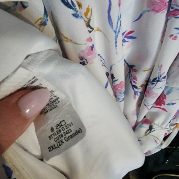 Chic soul, off the shoulder white floral dress, 2x - Picture 9 of 12